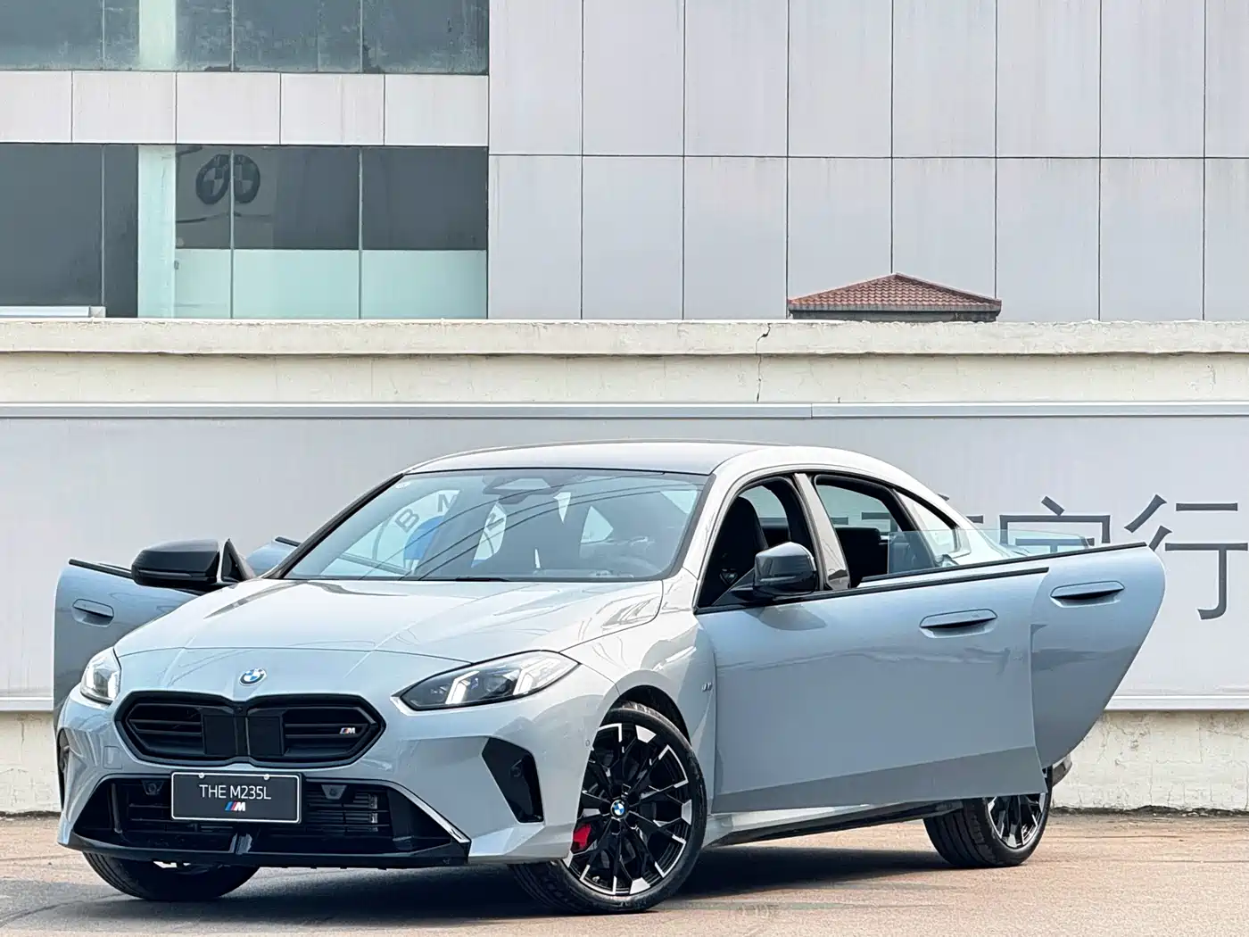BMW M235L 2025 M235L
