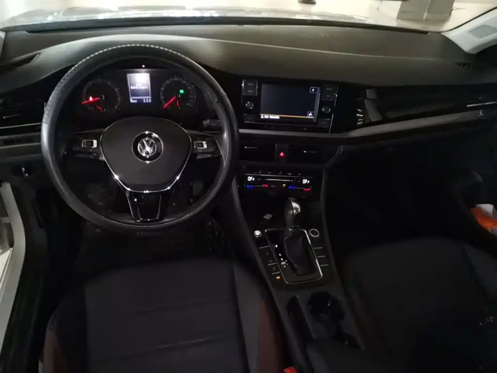 Volkswagen Bora 2019 Facelift 280TSI DSG Elite China VI фото 16
