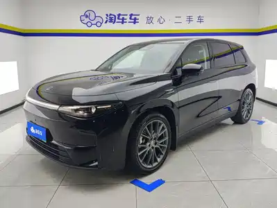 Leapmotor C10