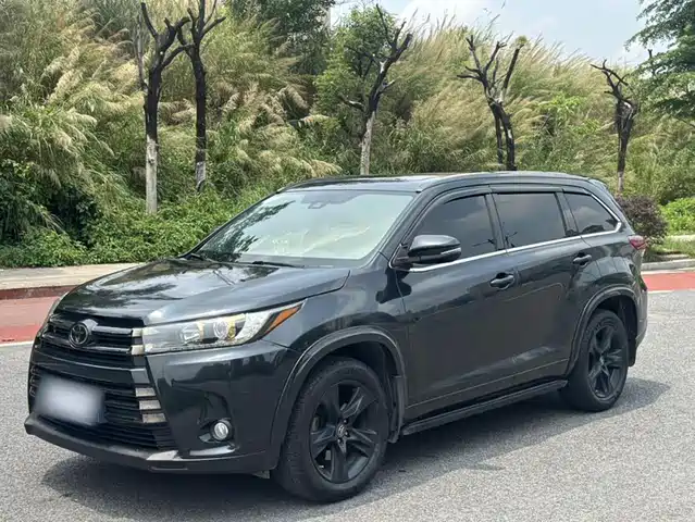 Toyota Highlander 2.0T, полный привод, Knight, 7 мест