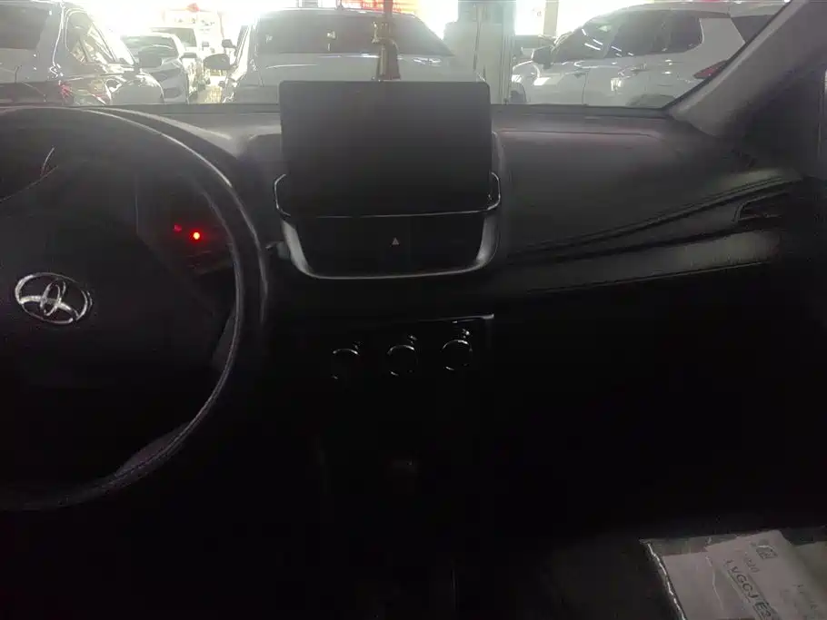 Toyota YARiS L Zhi Xuan 2021 1.5L CVT Leading Edition фото 13