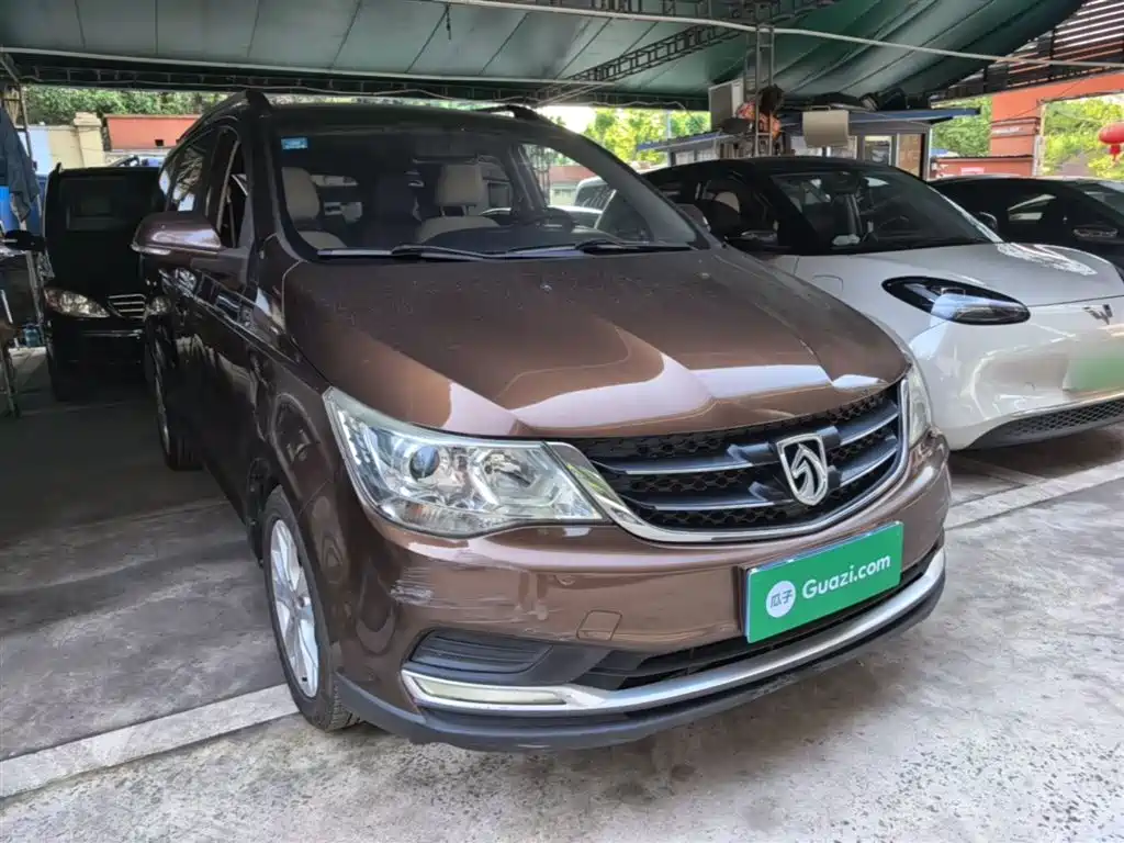 Фото 4 - Baojun 730