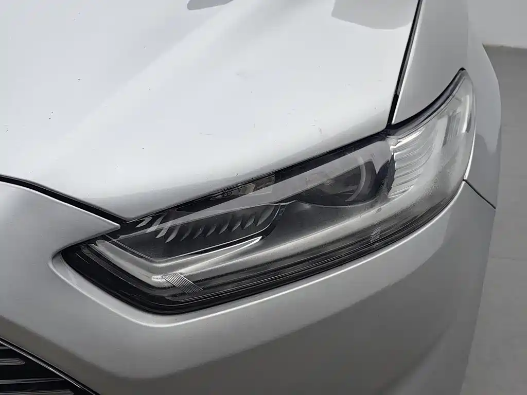 Ford Mondeo 2013 2013 2.0L GTDi200 Luxury