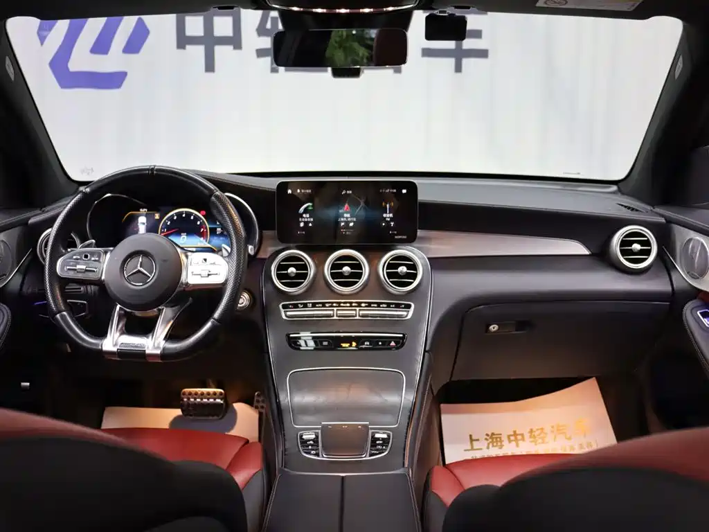 MERCEDES-BENZ GLC AMG