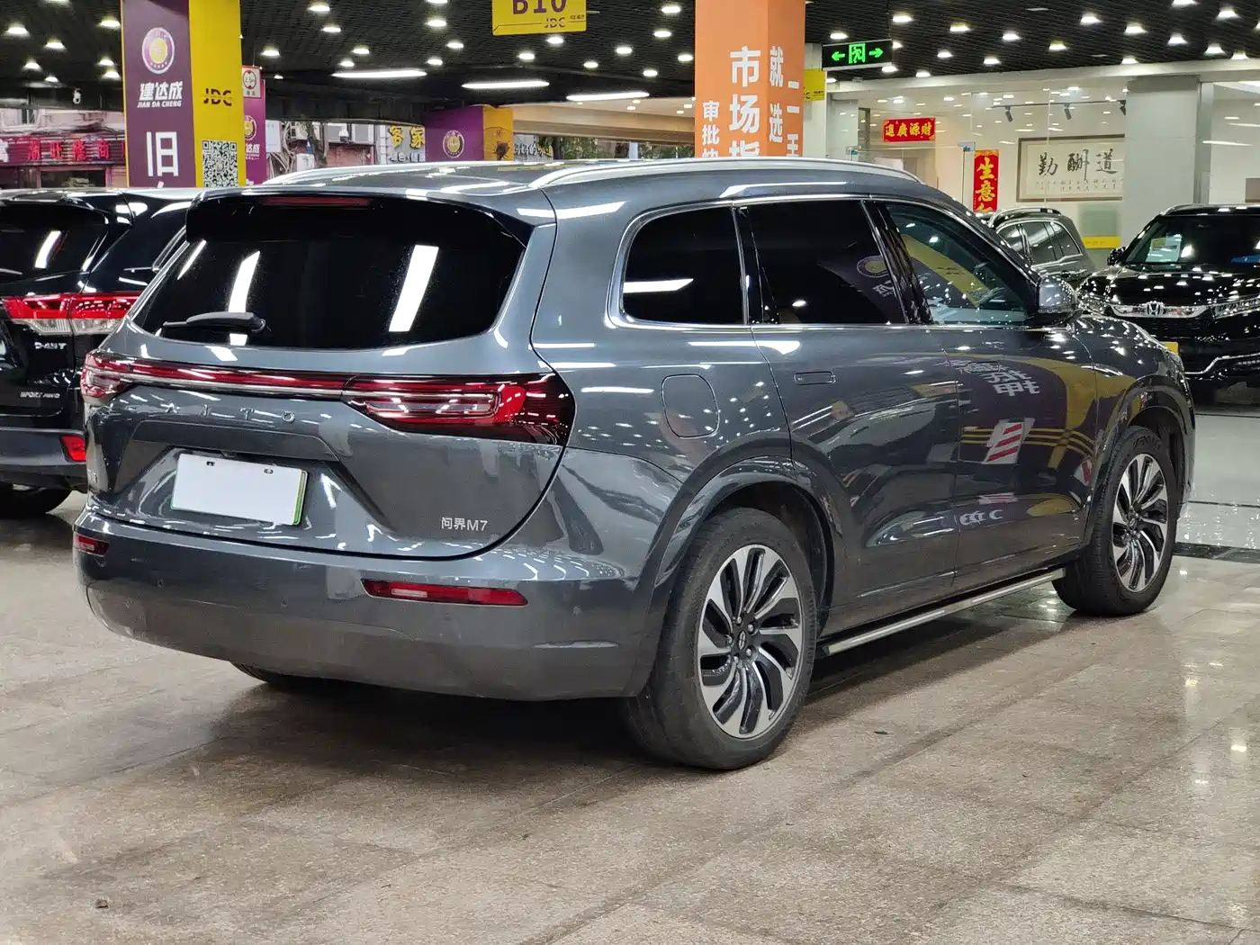AITO Wenjie AITO M7 2022 1.5T AWD Luxury Edition фото 13