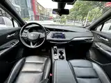 Photo 12 - Cadillac XT4