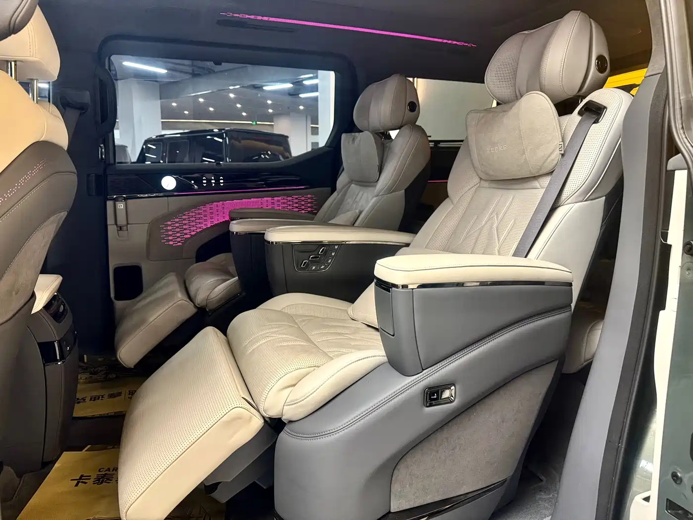 ZEEKR EXTREME KRYPTON 009