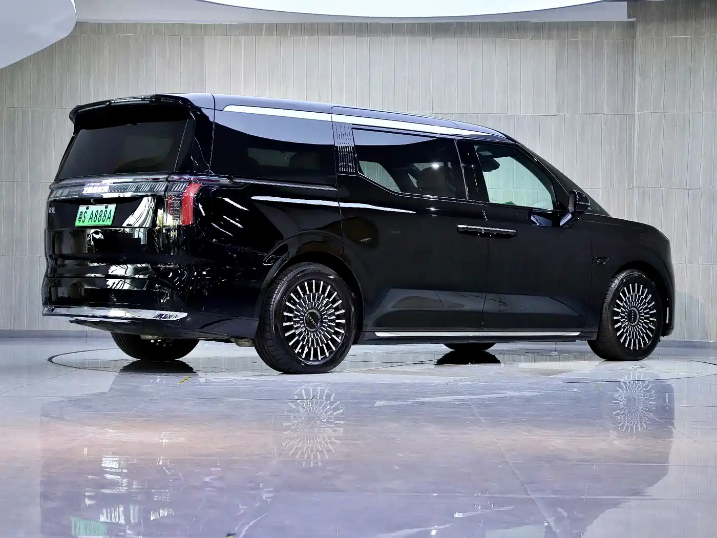 ZEEKR EXTREME KRYPTON 009