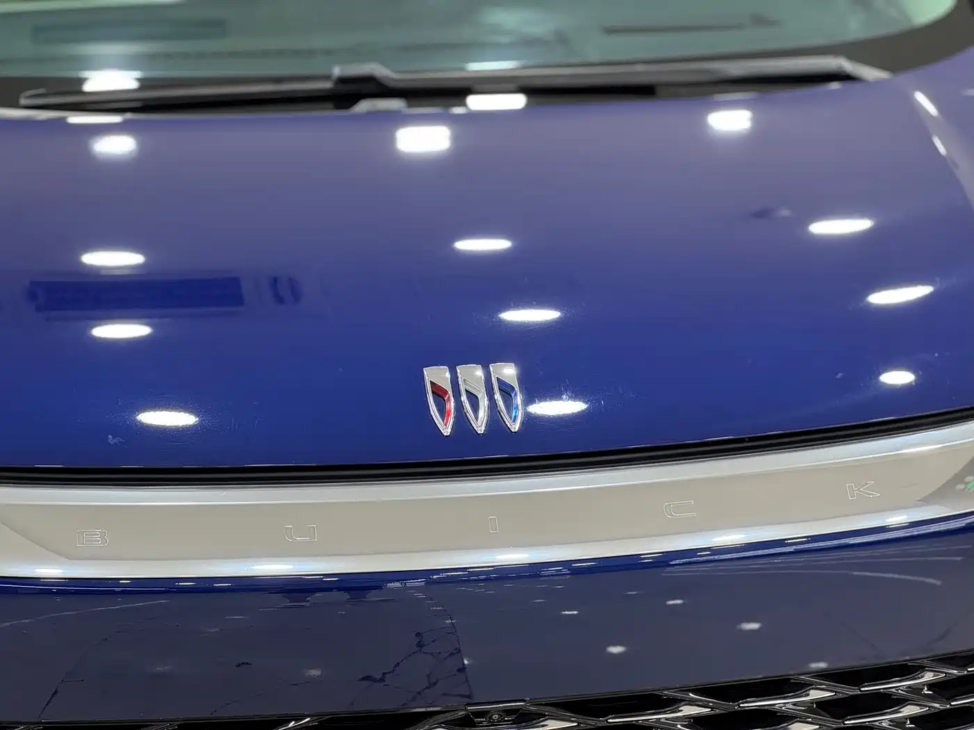 Buick Century 2023 2.0T 7-Seater World Edition фото 11