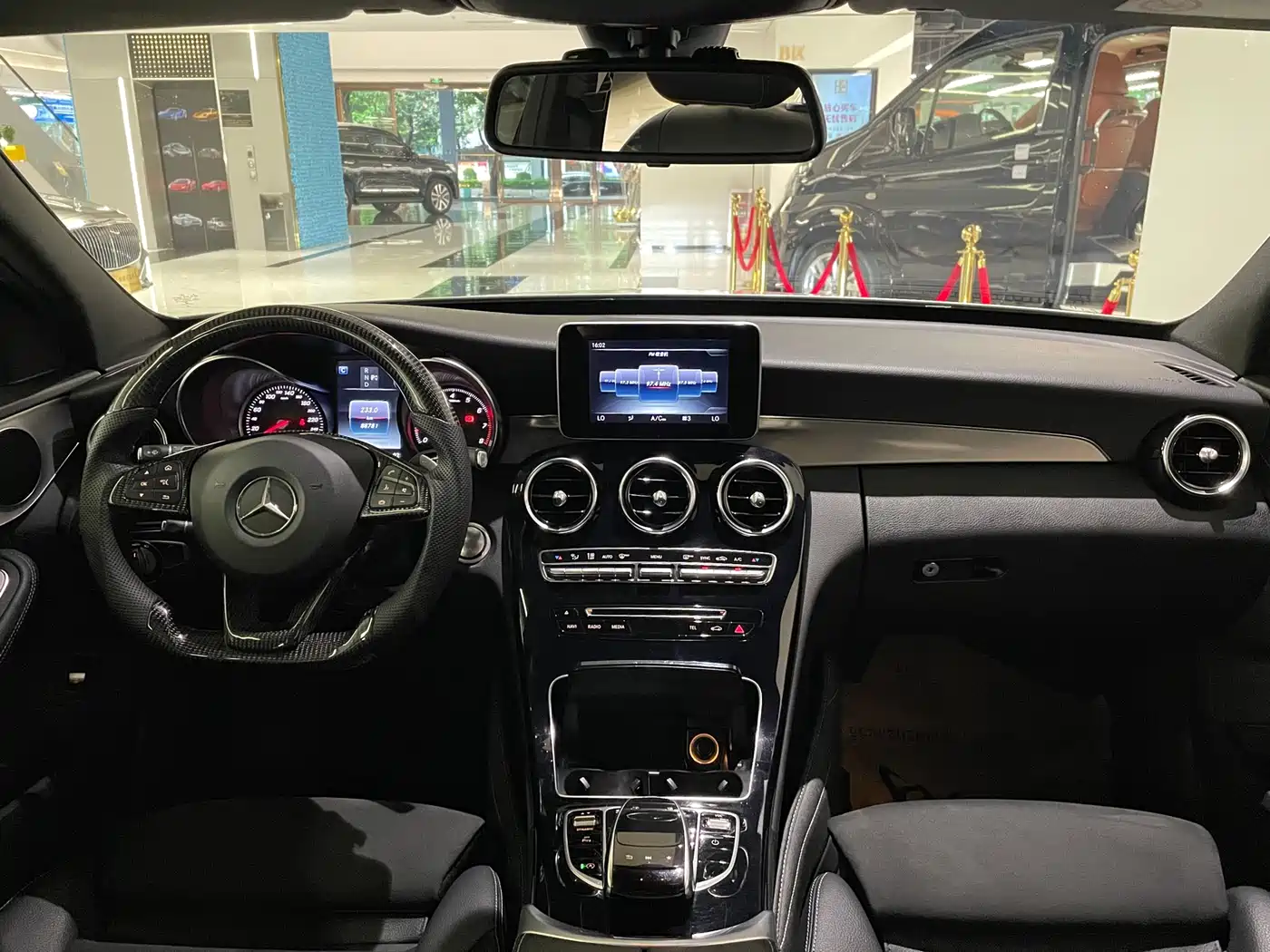 Mercedes-Benz C-Class 2017 C 200 Sport фото 14
