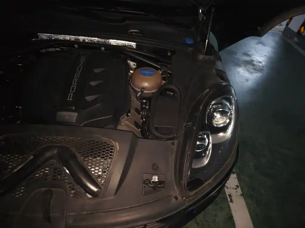Porsche Macan 2016 Macan S 3.0T фото 23
