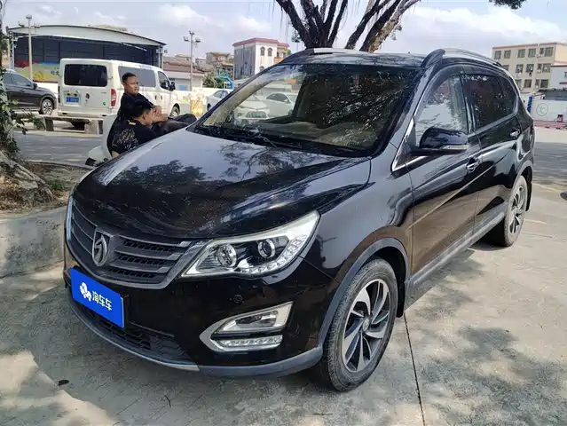 baojun 560