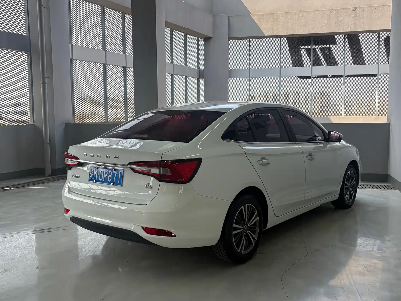 ROEWE I5