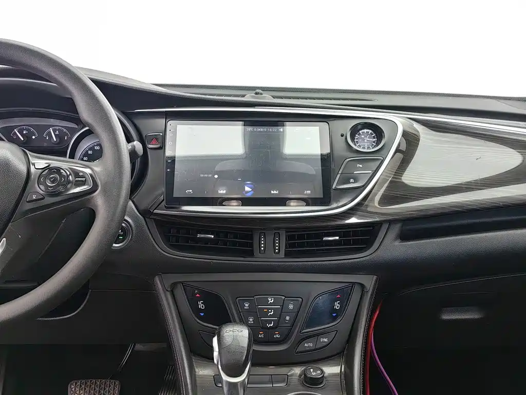 Фото 12 - Buick Envision Plus