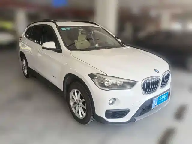 BMW X1 2018 sDrive18Li Fashion Model — фото 3