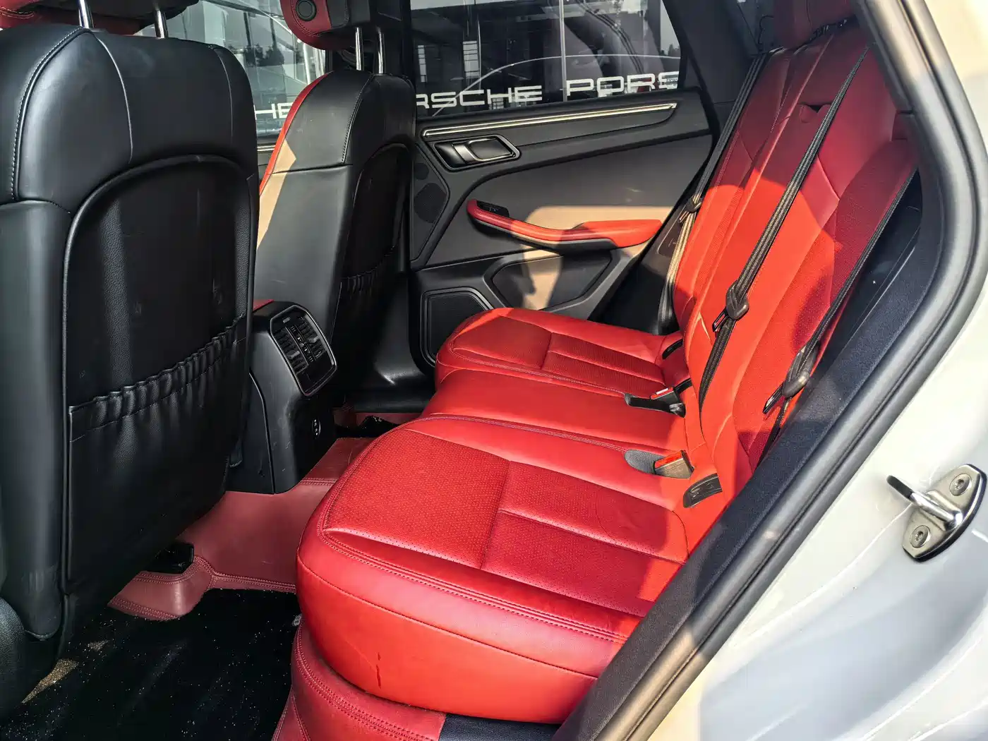 Porsche Macan 2024 Macan 2.0T фото 13