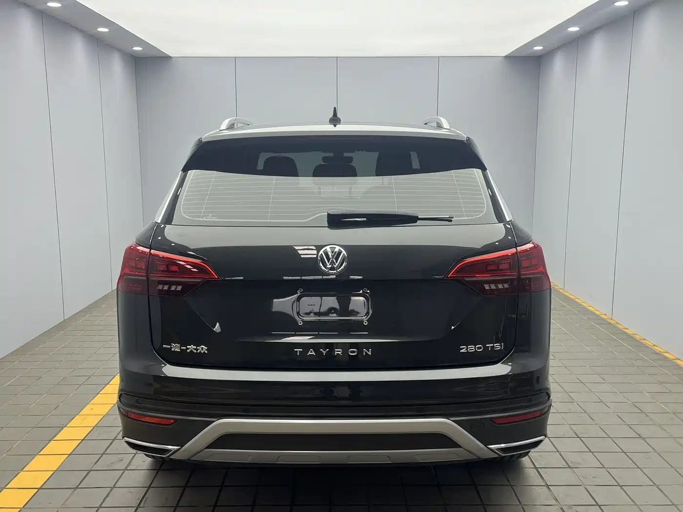 Volkswagen Tayron 2021 280TSI 2WD Luxury Smart Connect фото 5