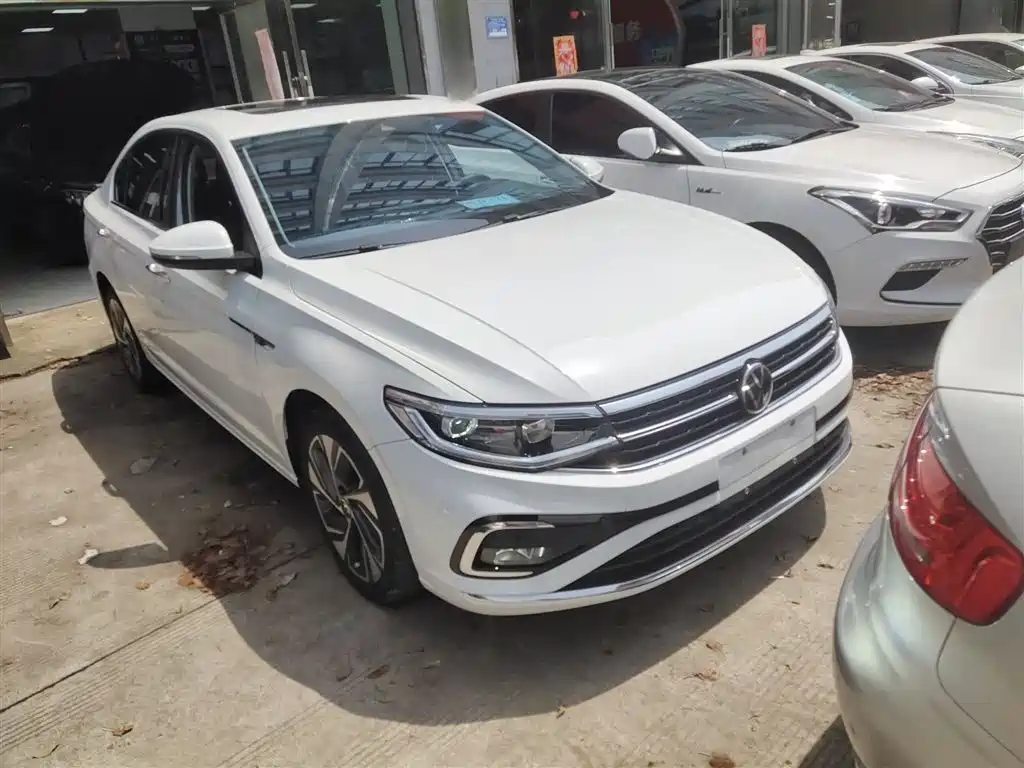 Volkswagen Bora 2023 300TSI DSG Premium Edition фото 22
