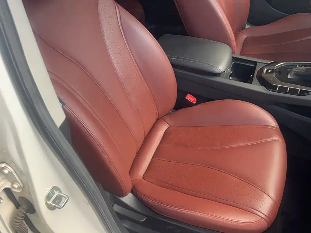 BAIC Senova D50 2018 2018 1.5L CVT Premium Smart Drive Edition