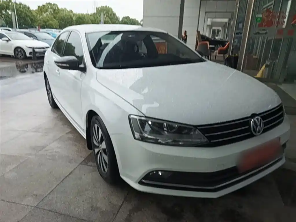 Volkswagen Sagitar 2018 1.6L Automatic Comfort фото 22