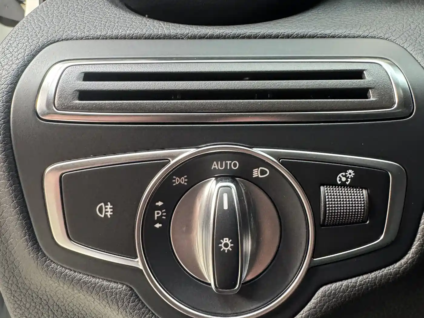 Mercedes-Benz C-Class 2018 C 200 L Sport Edition фото 14