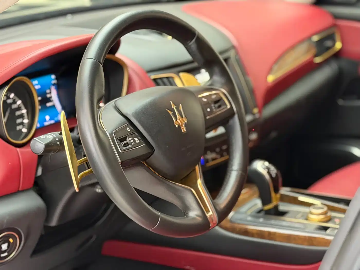 Maserati Levante 2016 3.0T Standard фото 10