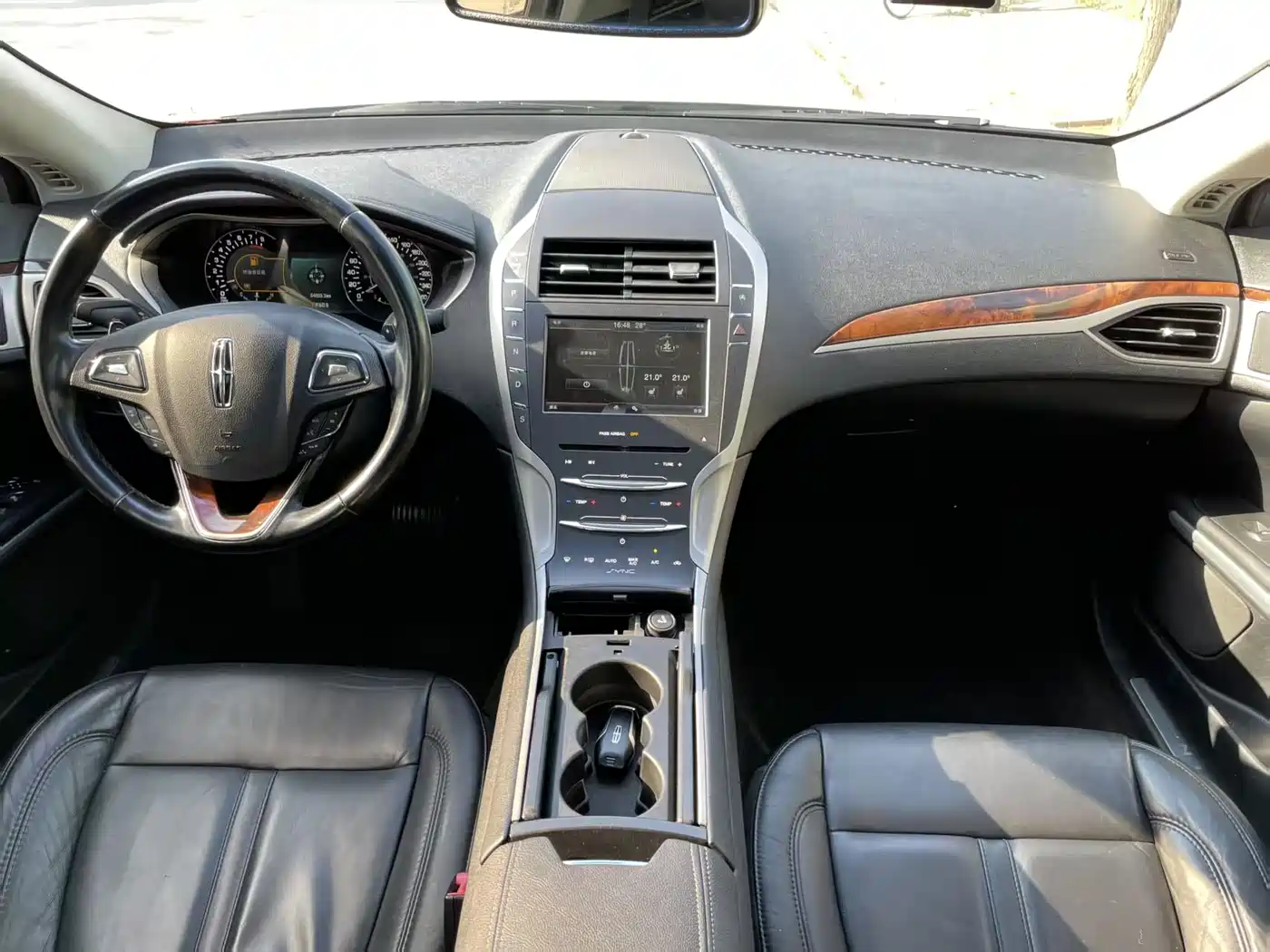Lincoln MKZ 2016 2014 2.0T Premium Edition