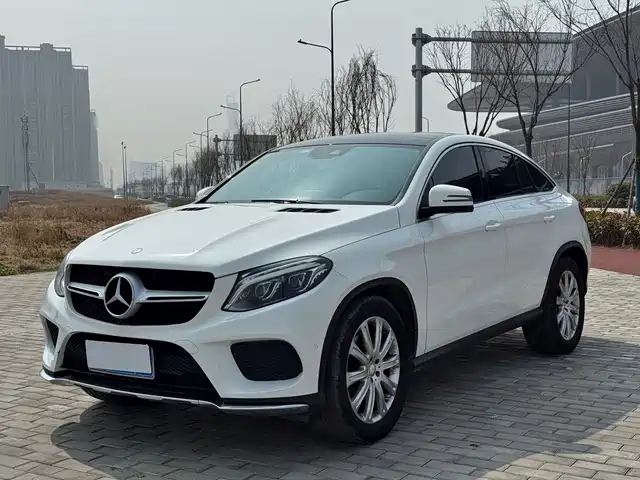 MERCEDES-BENZ GLE COUPE