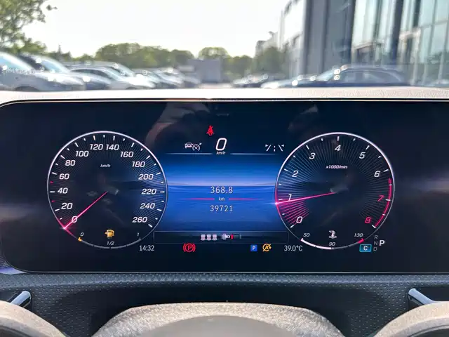 Mercedes-Benz A-Class 2023 A 200 L Fashion — фото 5