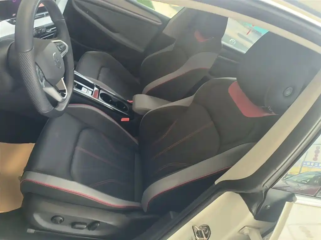 Volkswagen Lamando 2025 Lamando L 280TSI DSG Cool Edition фото 15