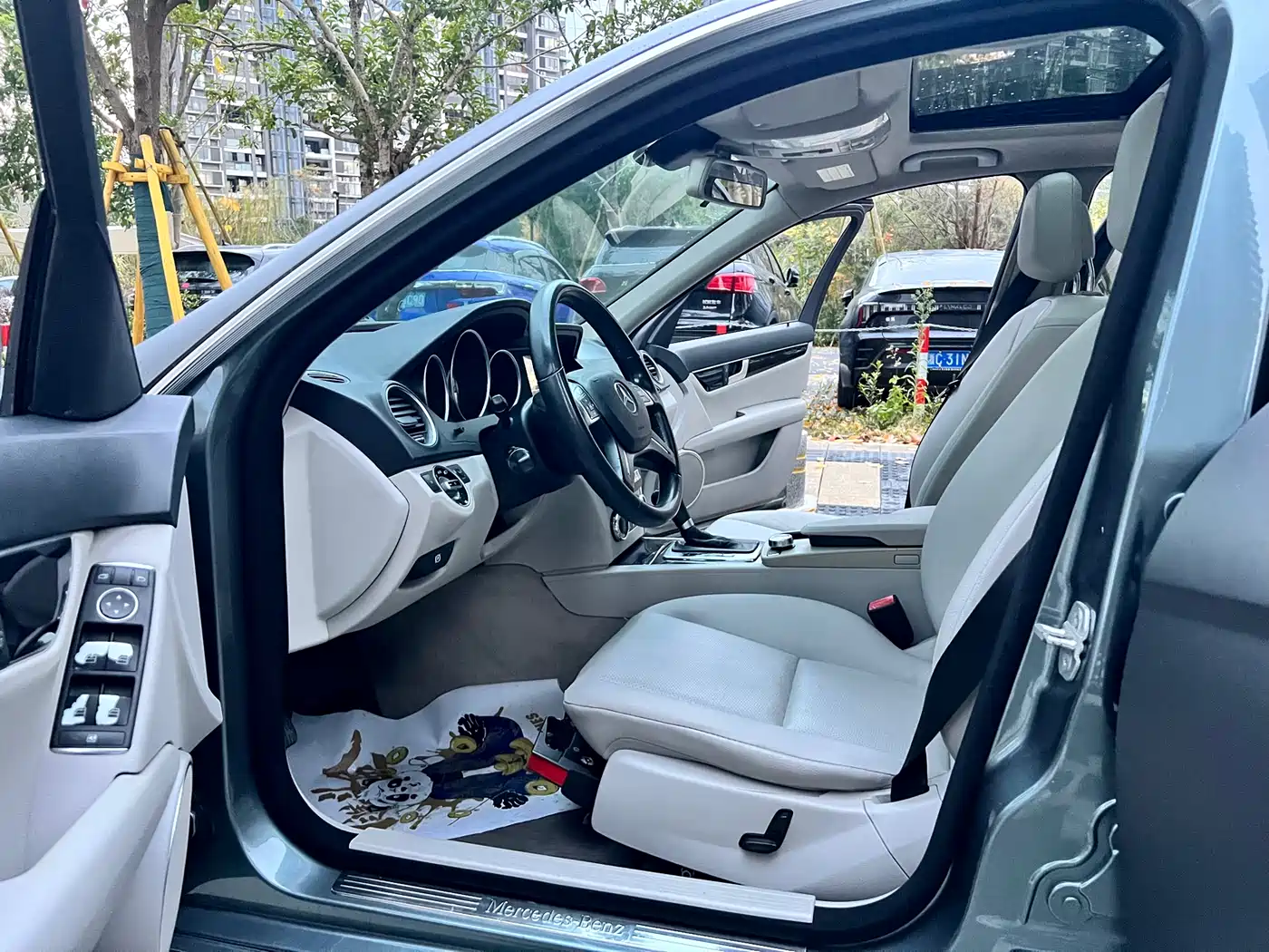 Mercedes-Benz C-Class 2011 C 180K Classic фото 22