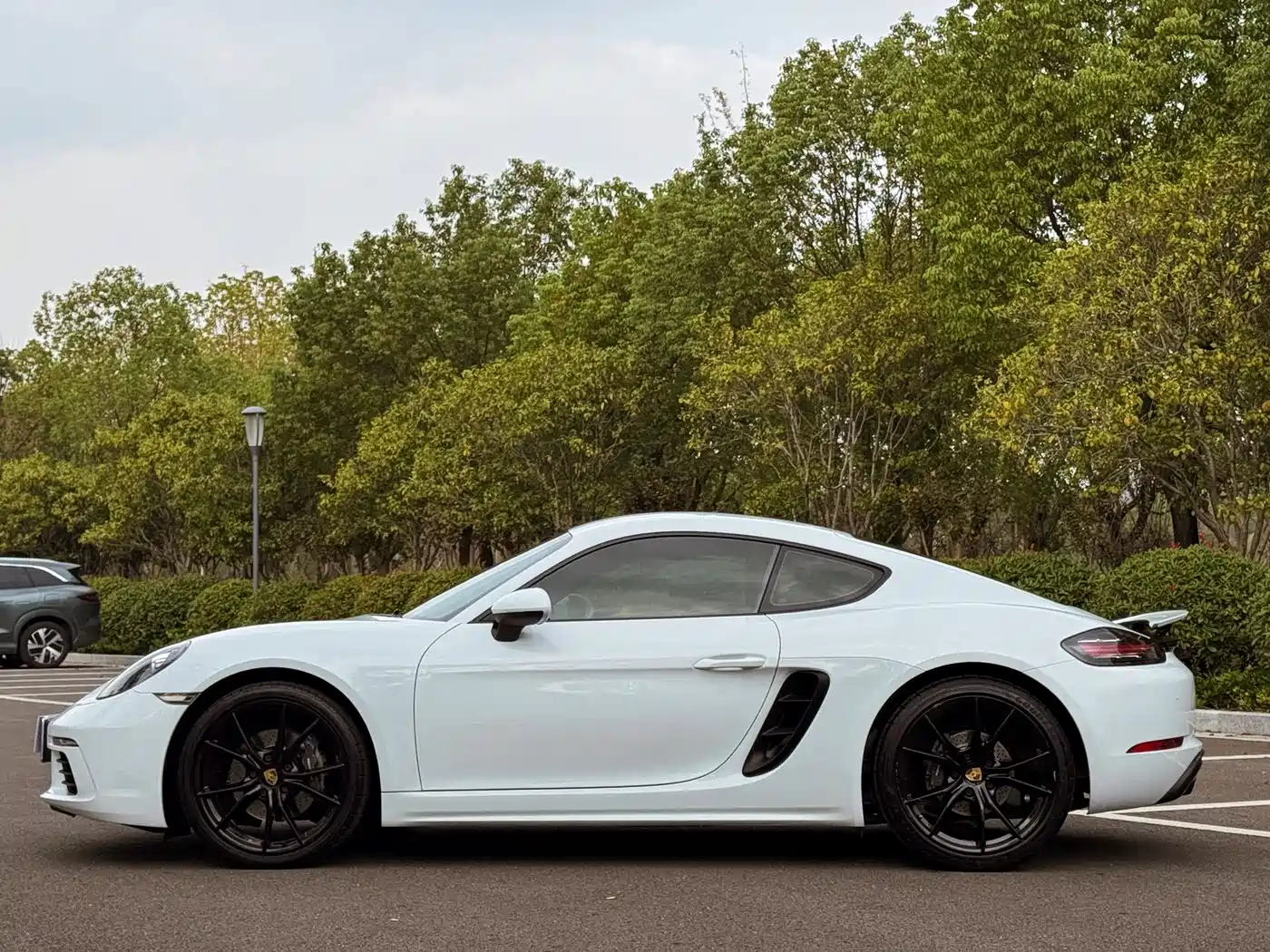 Porsche 718 2018 Cayman 2.0T фото 5