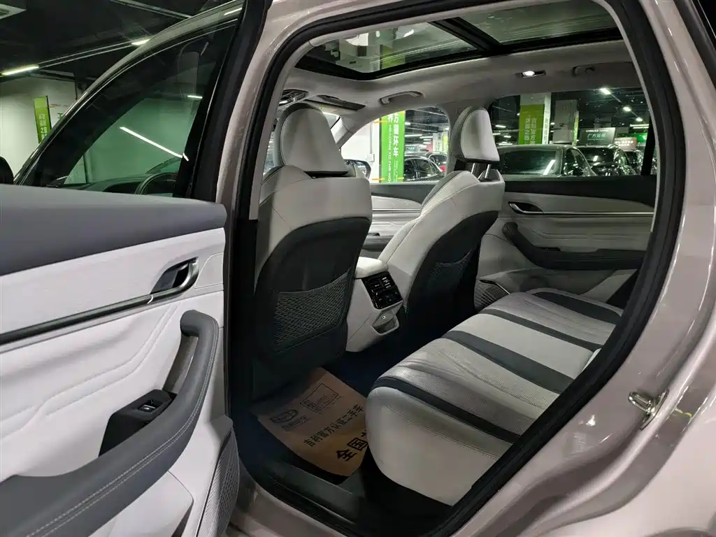 GEELY AUTOMOBILE XINGYUE L