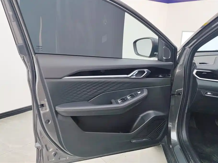 GEELY AUTOMOBILE BINYUE