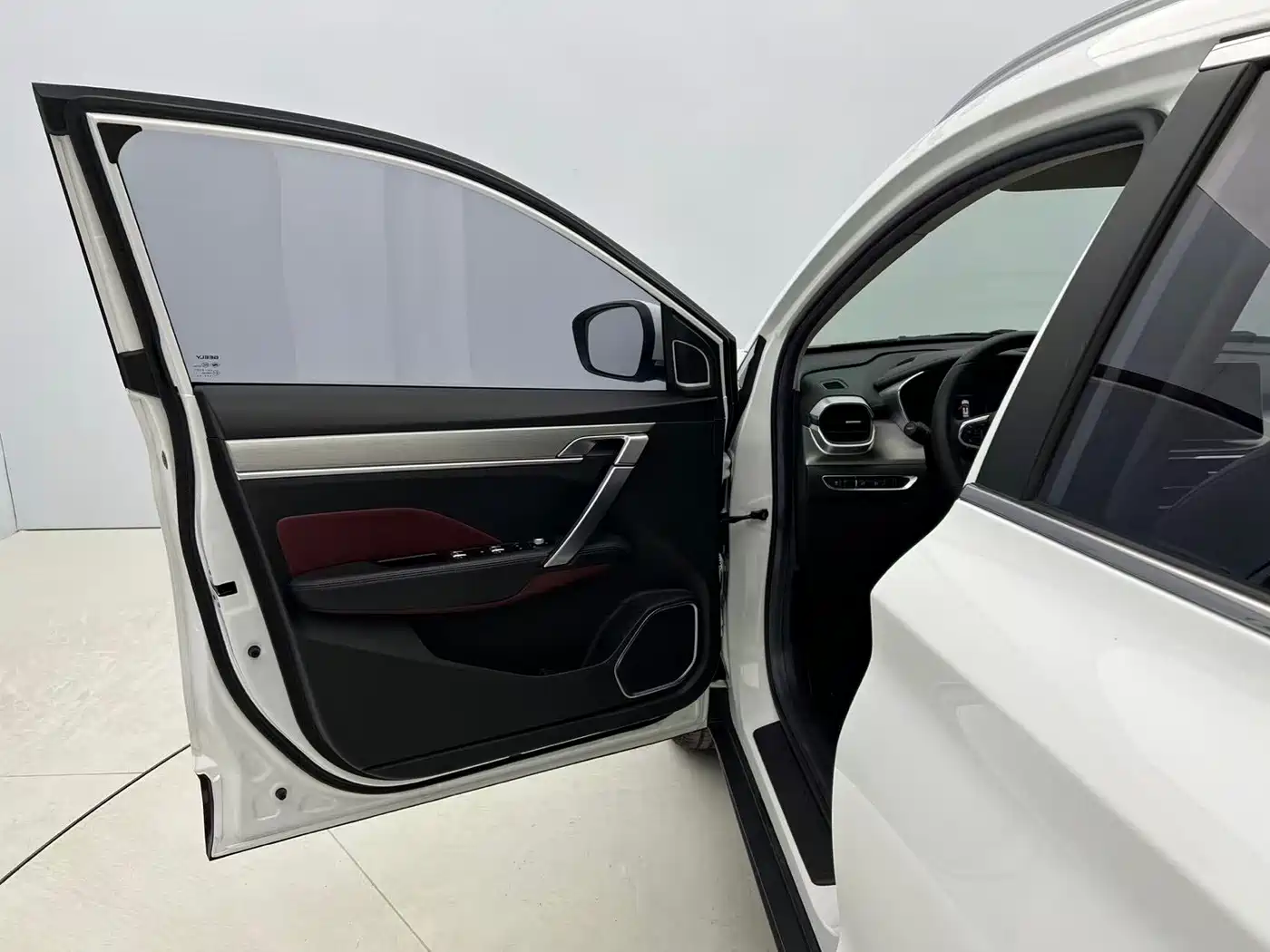 GEELY AUTOMOBILE BINYUE