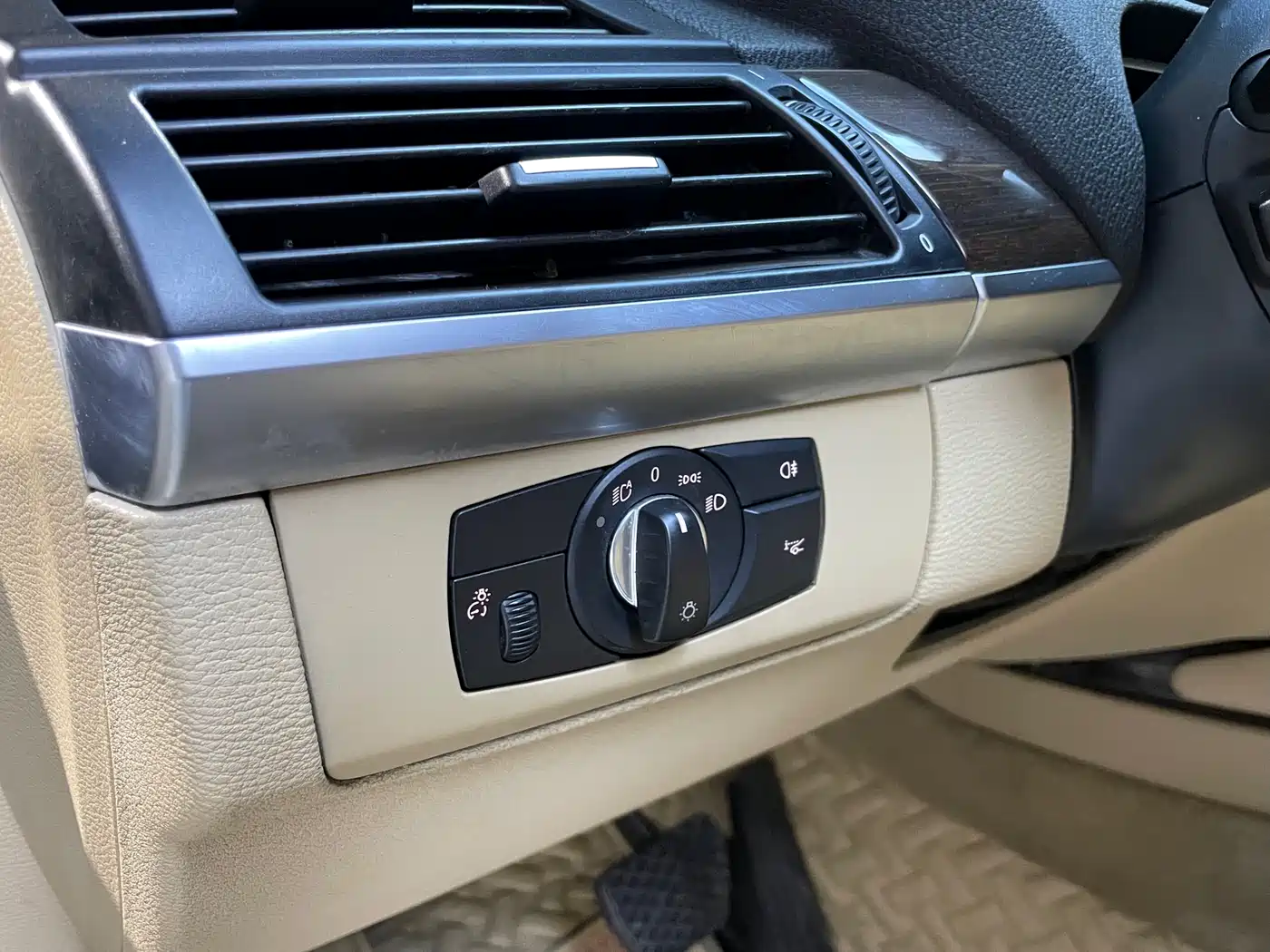 BMW X6 2011 xDrive35i фото 14