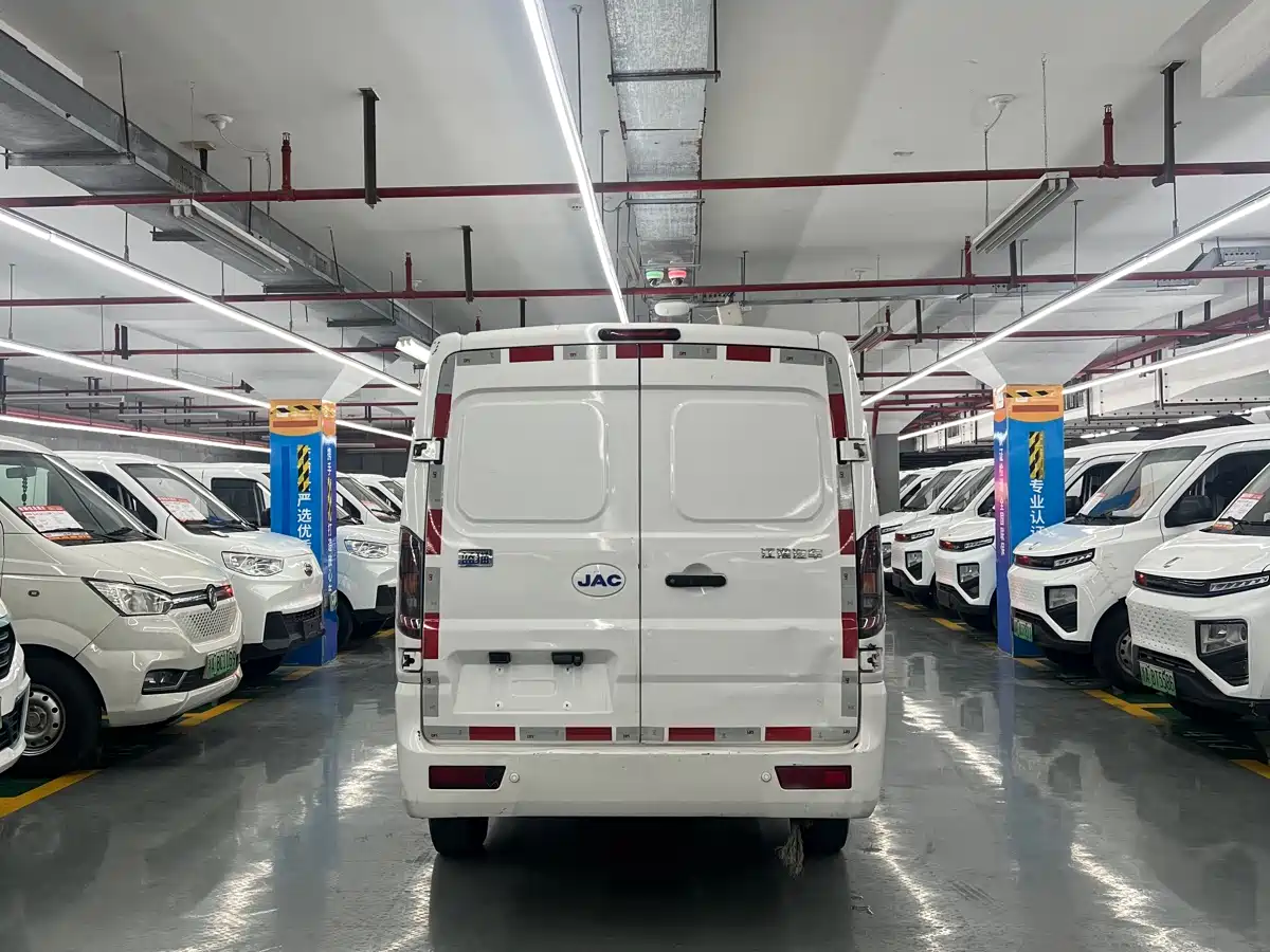 JIANGQI GROUP BLUE CAT