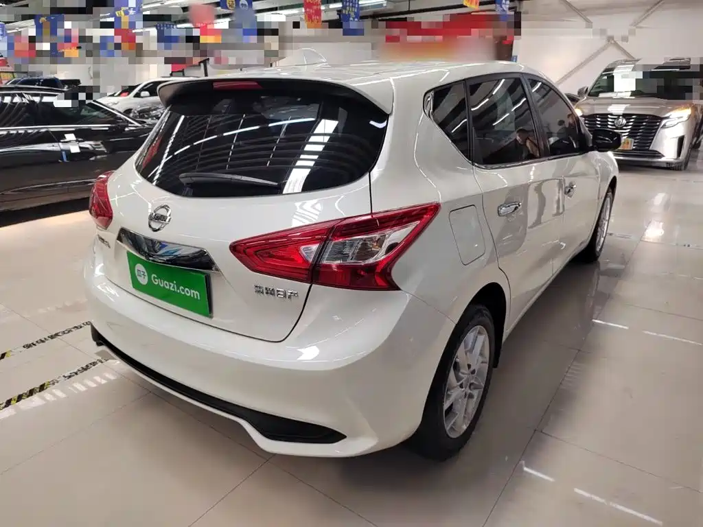 Nissan Tiida 2024 2024 1.6L CVT Smart Drive Edition