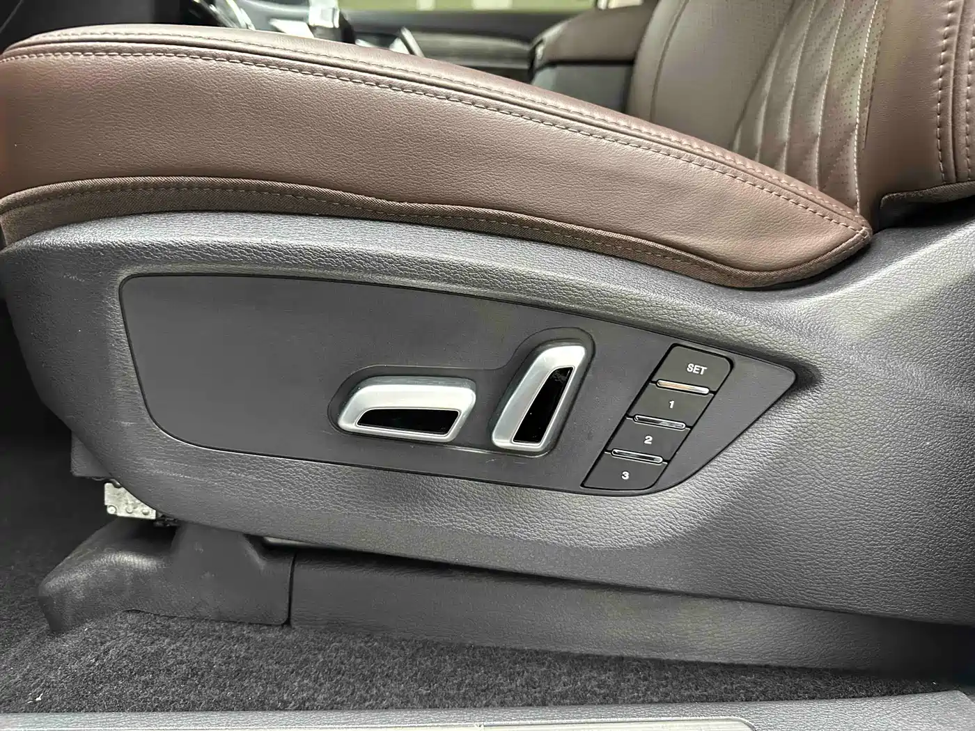 Haval H9 2020 2.0T Gasoline 4WD Premium 5-Seater фото 5