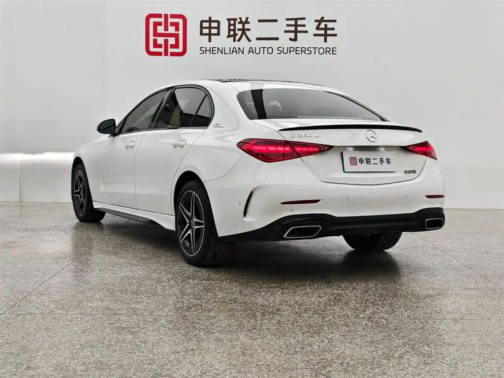 Mercedes-Benz C-Class 2023 Facelift C 260 L Night Sport Edition фото 4