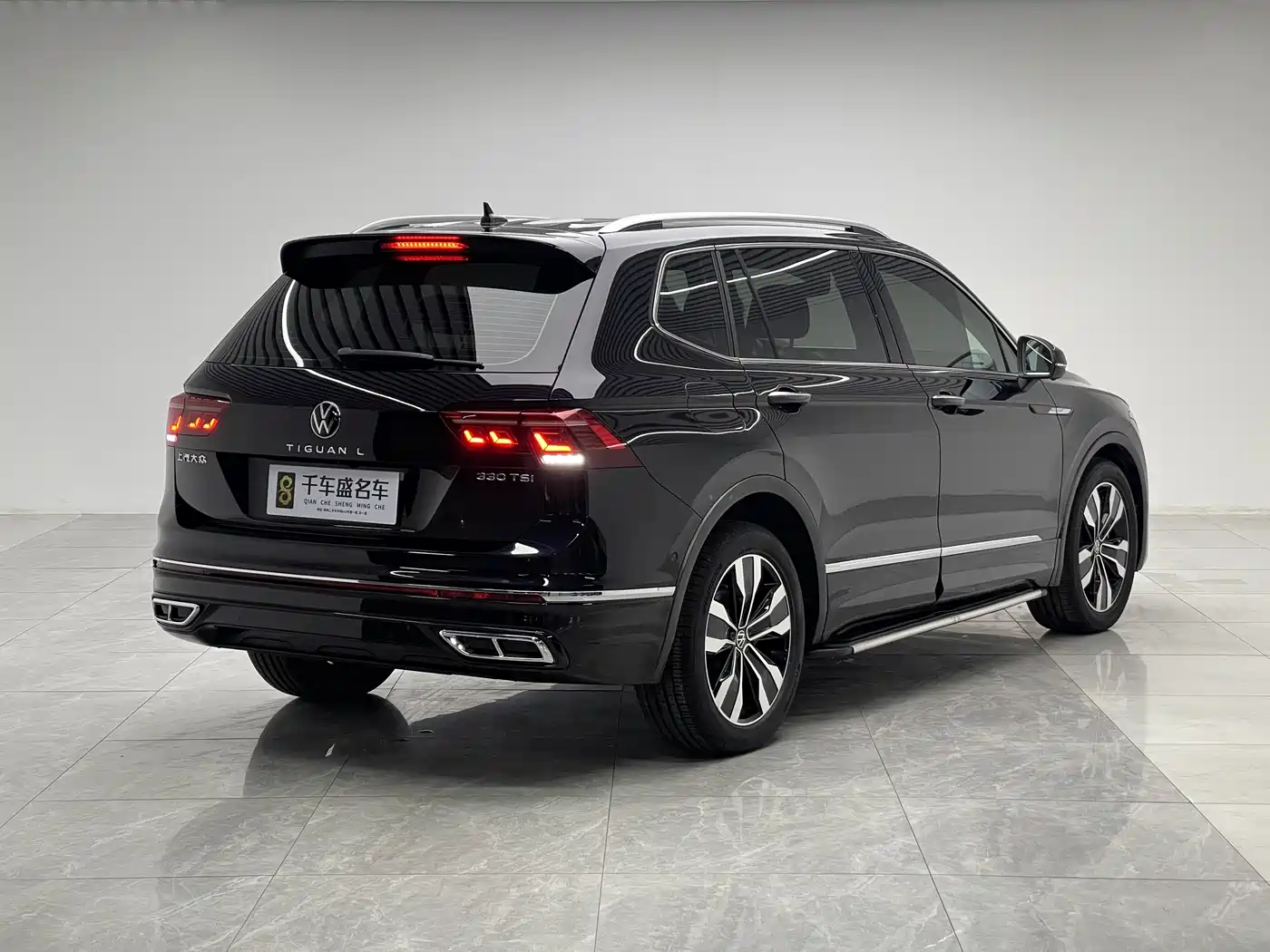 Volkswagen Tiguan L 2023 330TSI Auto 2WD R-Line Flagship Edition фото 6