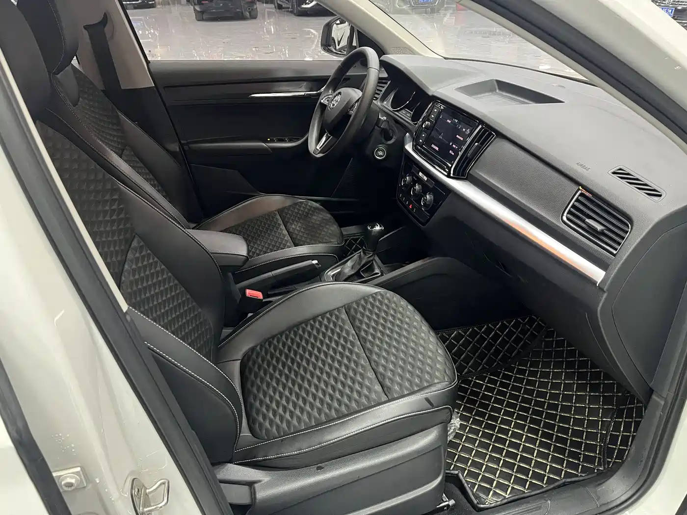 Škoda Kamiq 2018 1.5L Automatic Comfort Version China VI фото 5