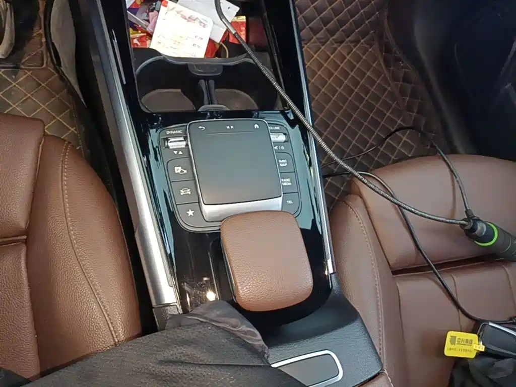 Mercedes-Benz GLB 2021 GLB 200 Dynamic фото 12