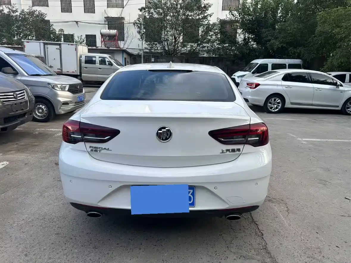 Фото 4 - Buick Regal