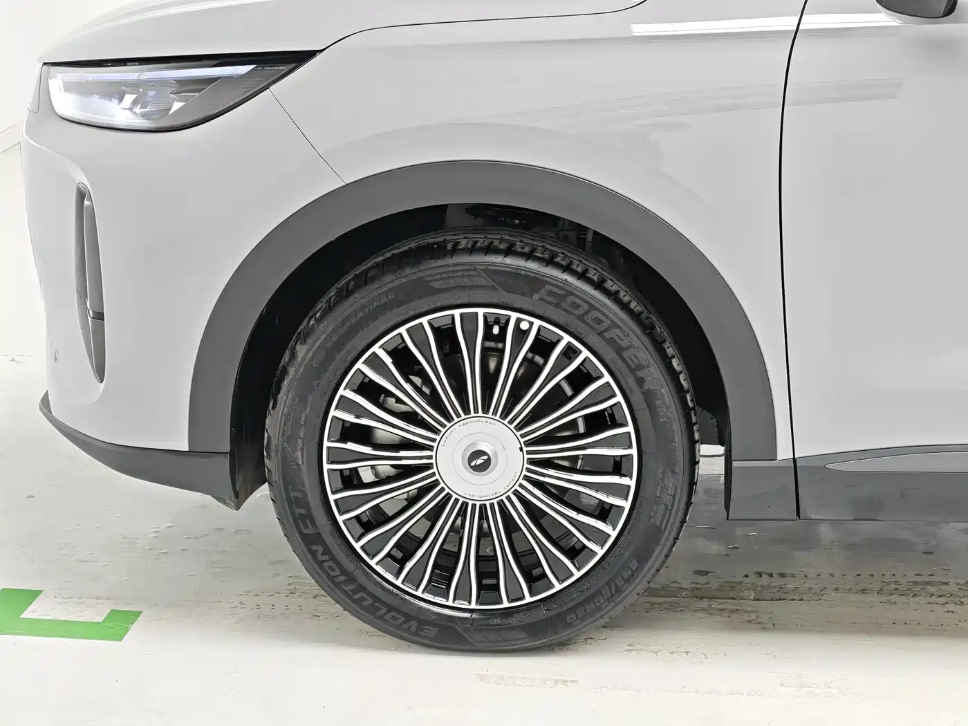 Chery Fengyun Fengyun T9 2026 2025 120 Long Range Flagship 7-seater LFP