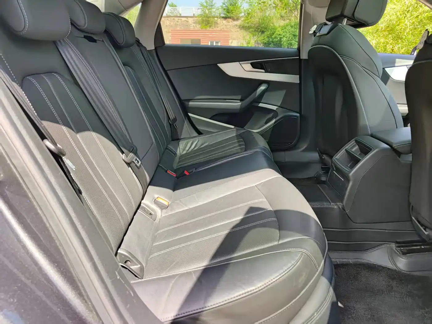 Audi A4L 2020 40 TFSI Fashion Dynamic Edition фото 17