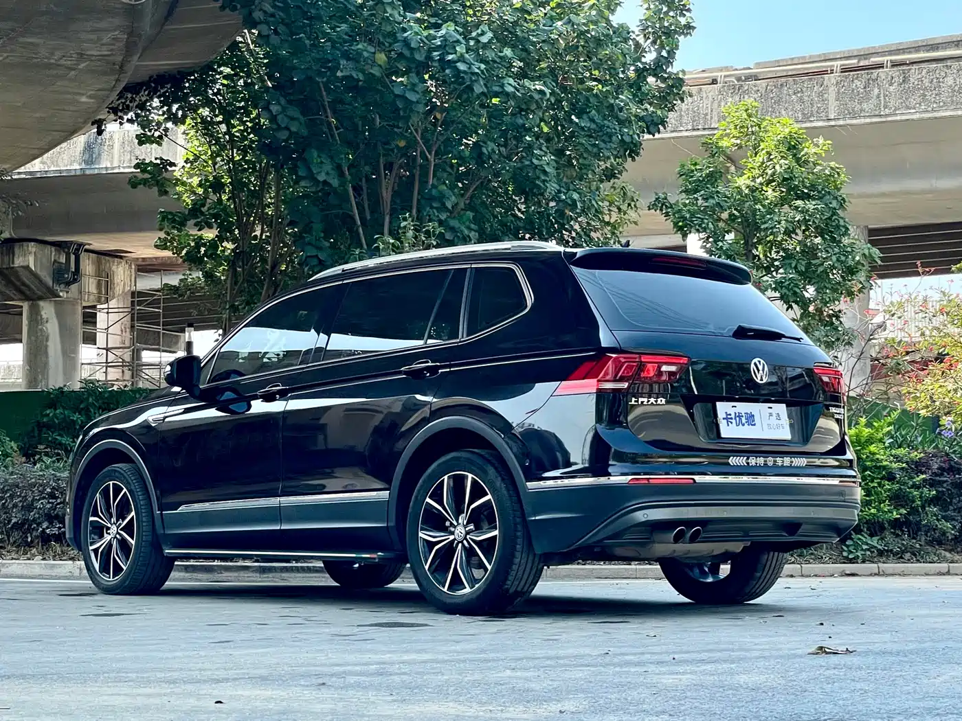 Volkswagen Tiguan L 2019 Facelift 330TSI Auto 2WD Smart Luxury China VI фото 4