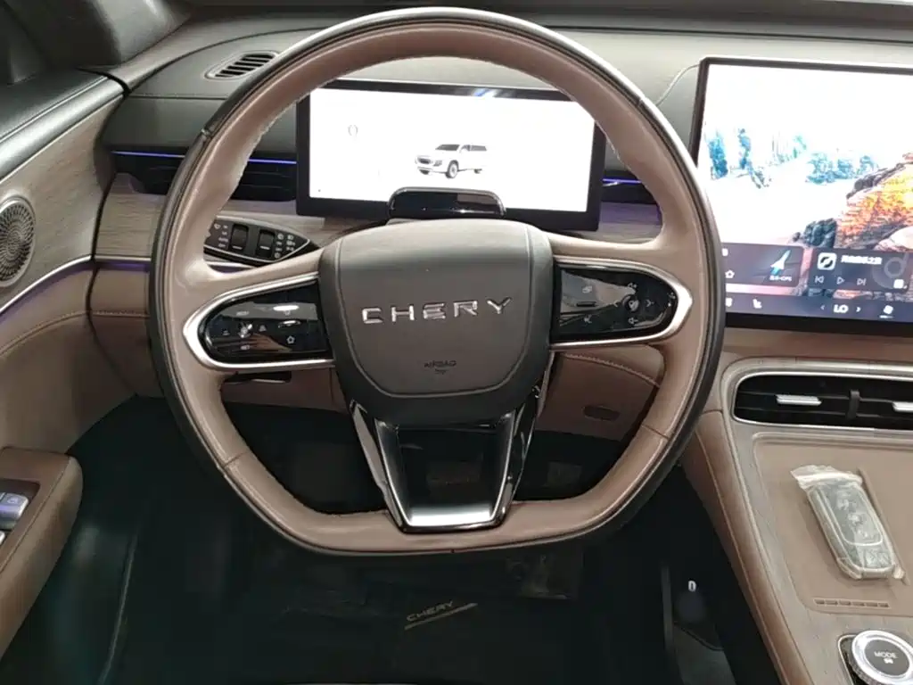 Chery Tiggo 8 PLUS 2024 2025 290TGDI DCT Premium 5-seater