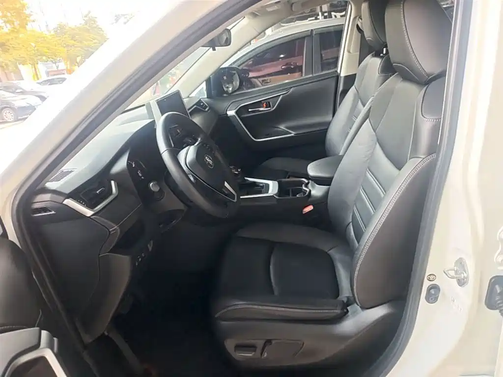 Toyota RAV4 Rongfang 2020 2.0L CVT 2WD Fashion PLUS фото 15
