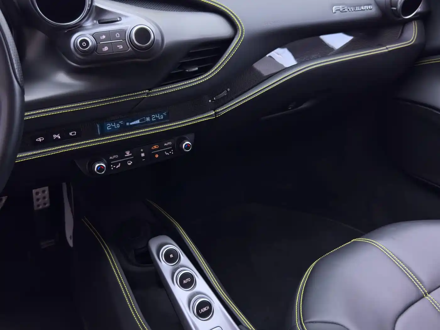 Ferrari F8 2021 2019 Tributo 3.9T V8